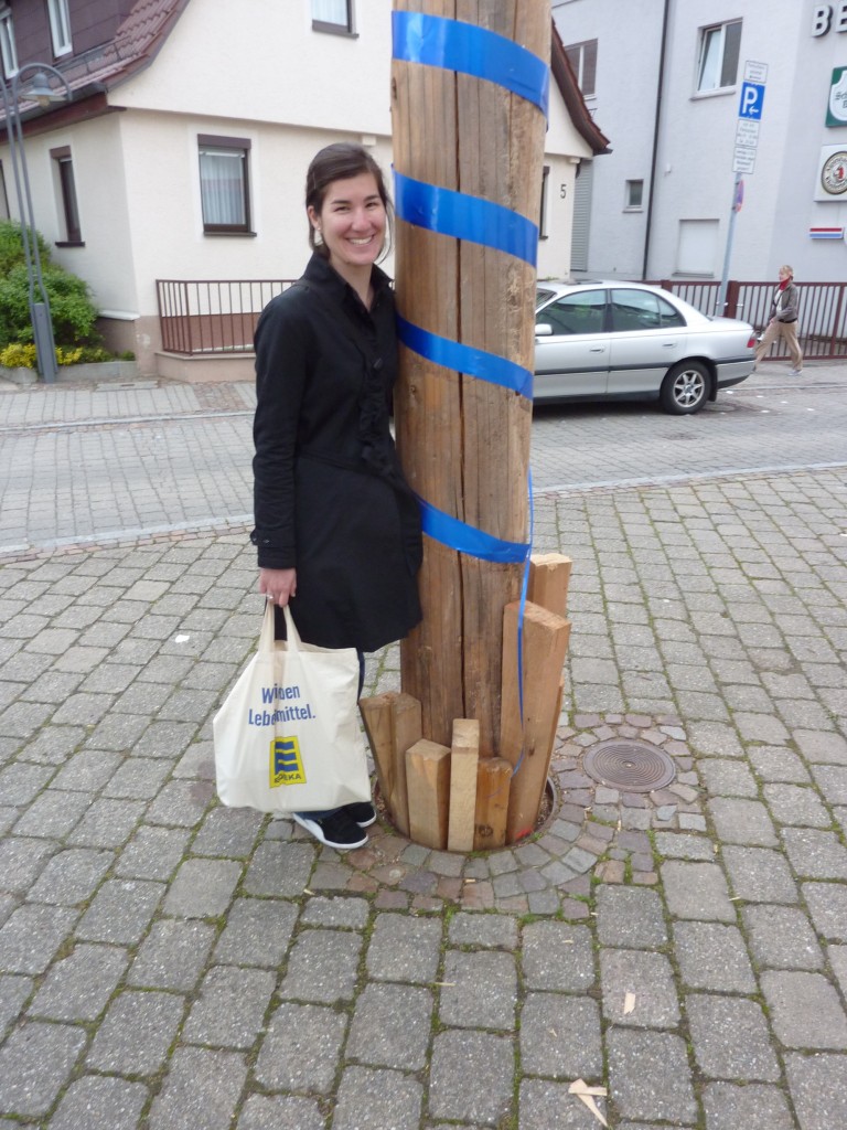 Maibaum Supports